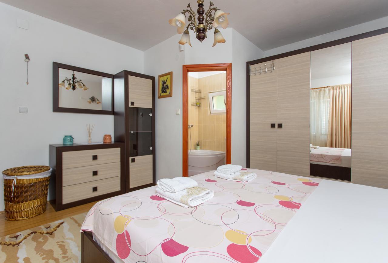 Apartment Panorama Cattaro Esterno foto