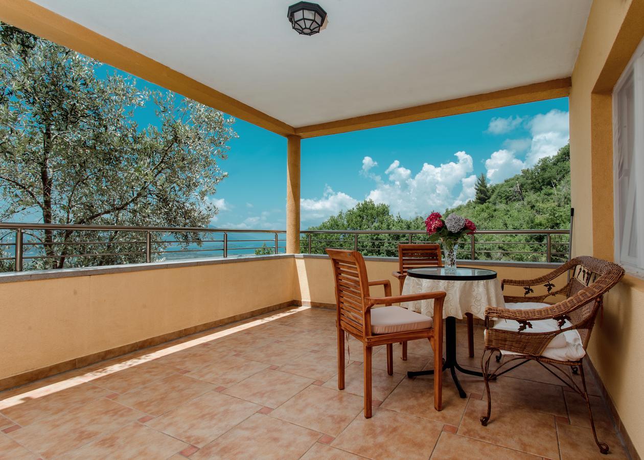 Apartment Panorama Cattaro Esterno foto